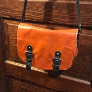 Shiraleah cross body purse